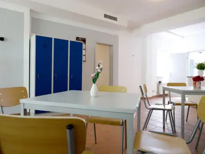 aufenthaltsraummitblickrichtungbderundschlafzimmer2