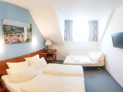 Mehrbettzimmer für 4 Personen in Meckenbeuren 9/10