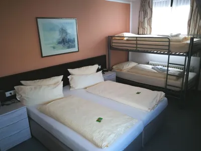 Mehrbettzimmer für 4 Personen in Meckenbeuren 10/10