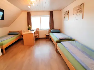 Mehrbettzimmer für 3 Personen (20 m²) in Meckenbeuren 4/10