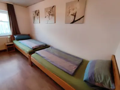Mehrbettzimmer für 3 Personen (20 m²) in Meckenbeuren 6/10