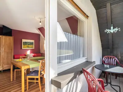 Photo, INSIDE, OUTSIDE