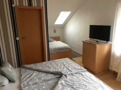 Mehrbettzimmer für 3 Personen in Niedenstein 9/10
