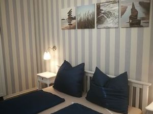 23501600-Mehrbettzimmer-4-Nienburg (Saale)-300x225-5