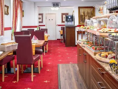 Mehrbettzimmer für 4 Personen in Nürnberg 8/10