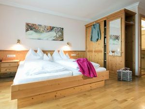 Mehrbettzimmer für 4 Personen (25 m&sup2;) in Nußdorf Am Attersee