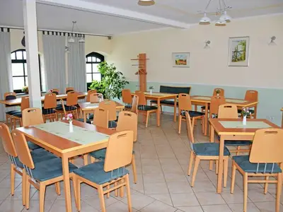 Mehrbettzimmer für 8 Personen (2 m²) in Putbus 6/10
