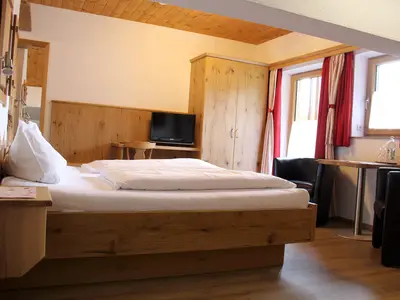 Mehrbettzimmer für 4 Personen in Ramsau 3/4