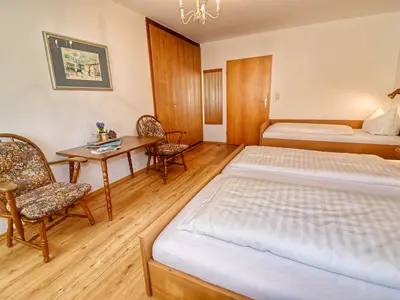 Mehrbettzimmer für 3 Personen in Ramsau 4/5