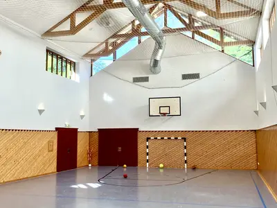 Sporthalle