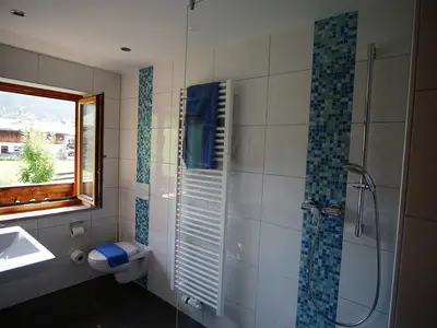 Dreibettzimmer Scheues Reh Badezimmer