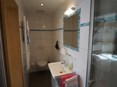 Badezimmer Röhrender Hirsch Gästehaus Zauner