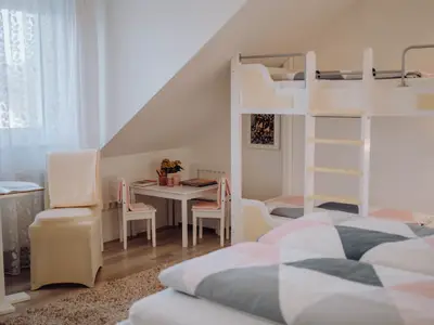 Mehrbettzimmer für 4 Personen in Rheinhausen 2/10