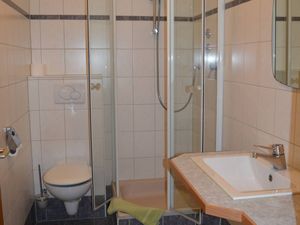 15224527-Mehrbettzimmer-3-Rosenheim (Bayern)-300x225-5