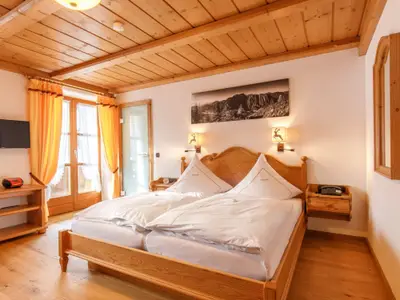 komfortzimmermitbalkon499072