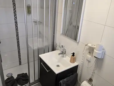 Mehrbettzimmer für 8 Personen in Rust 2/8