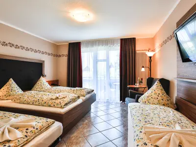 Mehrbettzimmer für 4 Personen in Schallstadt 3/4