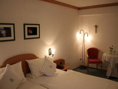 Mehrbettzimmer für 3 Personen in Schmallenberg 4/8