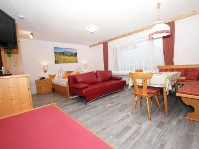 Mehrbettzimmer für 4 Personen in Schönau am Königssee 8/10