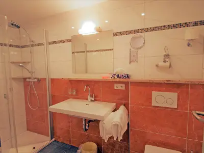 Mehrbettzimmer für 4 Personen in Schönau am Königssee 10/10