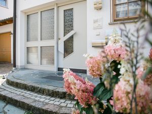 18303799-Mehrbettzimmer-4-Sipplingen-300x225-1