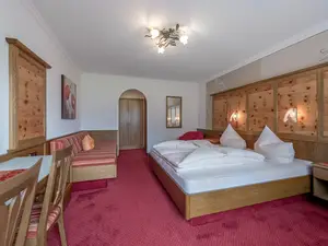 Mehrbettzimmer für 3 Personen (28 m²) in Sölden