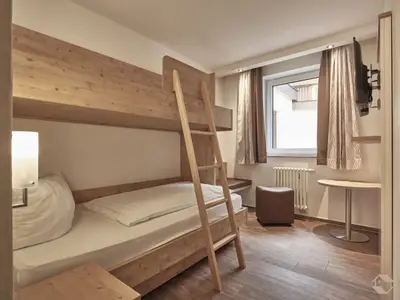 Mehrbettzimmer für 4 Personen in Biederbach Baden-Wurttemberg 5/10