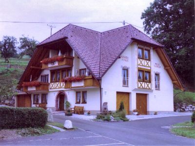 Gästehaus mit Ferienwohnungen