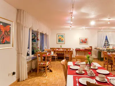 Mehrbettzimmer für 4 Personen in Müllheim 9/10