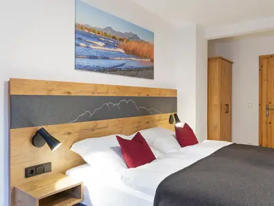 Doppelzimmer Dusche/WC und Schlafcouch