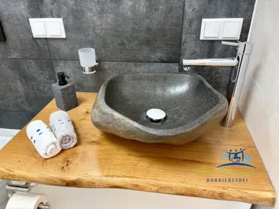 Steinhandwaschbecken Herreninselzimmer