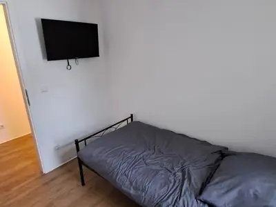Mehrbettzimmer für 3 Personen (42 m²) in Massen-Niederlausitz 9/10