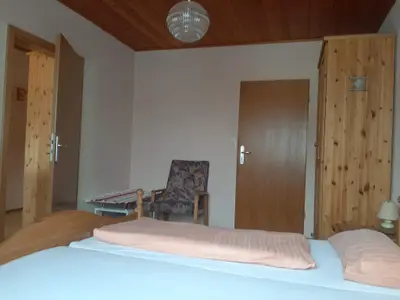 Mehrbettzimmer für 4 Personen in Steinbach am Wald 5/5