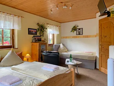 Mehrbettzimmer für 3 Personen (22 m²) in Stolpen 1/10