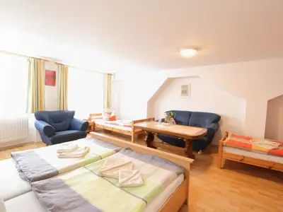 Mehrbettzimmer für 4 Personen (30 m²) in Stralsund 8/10