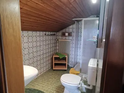 Bad/Dusche Zimmer 10