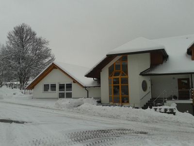 DZT Schwarzwaldhotel Winter außen / von der Seite