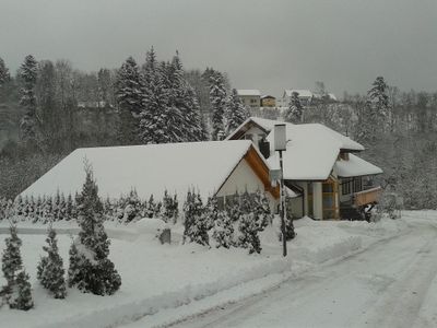 DZT Schwarzwaldhotel Winter außen / von oben