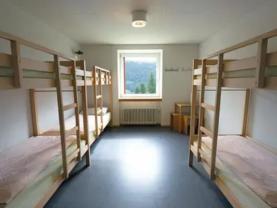 Mehrbettzimmer für 1 Person in Valbella 10/10
