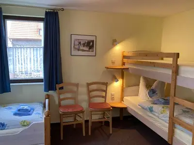 Mehrbettzimmer für 5 Personen (35 m²) in Harbshausen 9/10