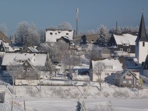 23311542-Mehrbettzimmer-5-Winterberg-300x225-5