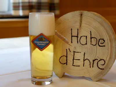 Mehrbettzimmer für 3 Personen in Wörth An Der Donau 1/4