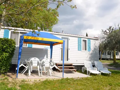 Mobilheim für 5 Personen (24 m²) in Baia Domizia 3/10