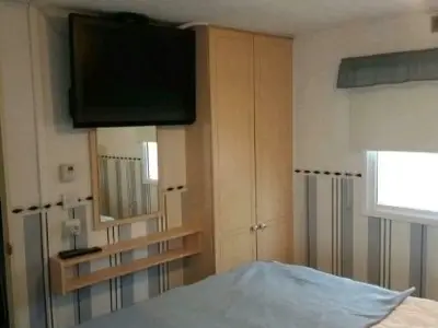 Mobilheim für 4 Personen (40 m²) in Burgh-Haamstede 7/10