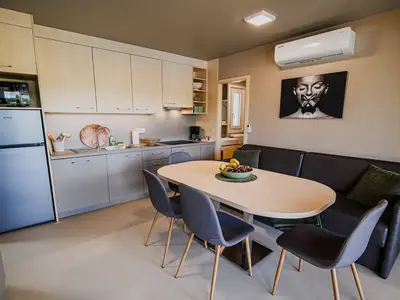 DiningRoom