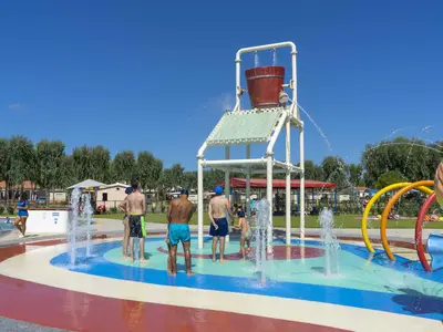 Mobilheim für 6 Personen (24 m²) in Fertilia 10/10
