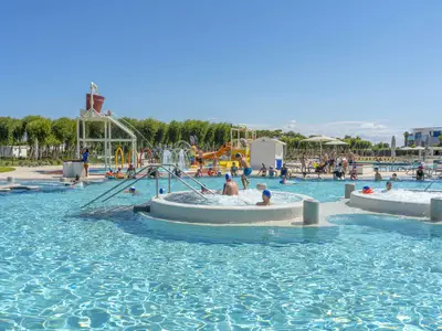 Mobilheim für 6 Personen (24 m²) in Fertilia 7/10