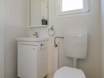 Mobilheim für 6 Personen (33 m²) in Karigador 4/10