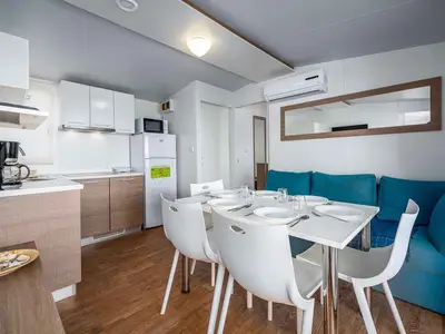 Mobilheim für 6 Personen (32 m²) in Karigador 10/10
