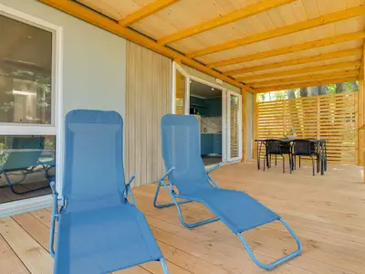 Mobilheim für 6 Personen (33 m²) in Karigador 1/10